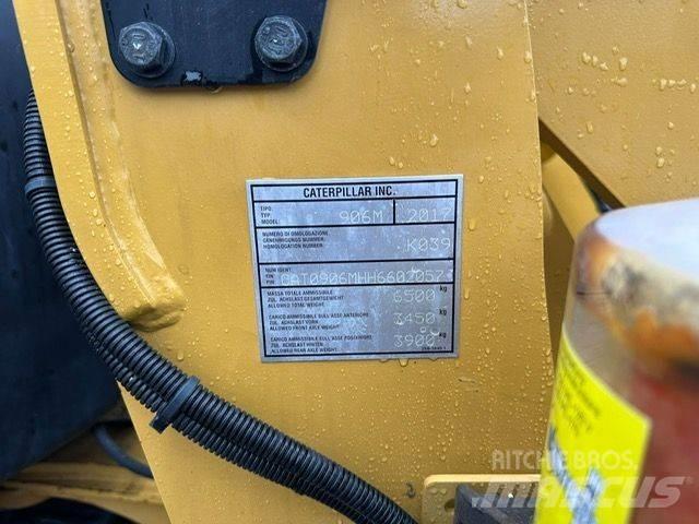 CAT  906M Utovarivači na kotačima