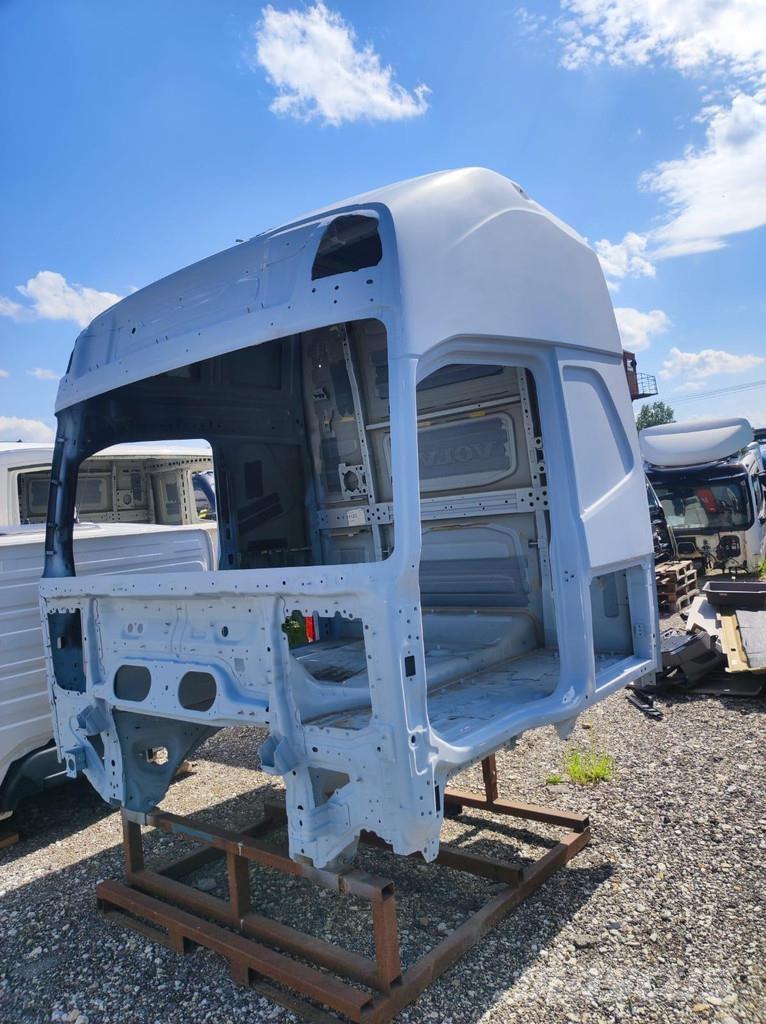 Volvo FH4 CABIN Kabine i unutrašnjost