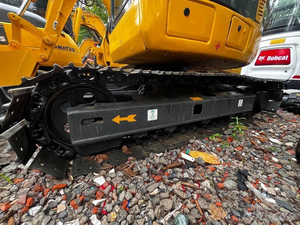 Komatsu PC78US-8 Bageri gusjeničari