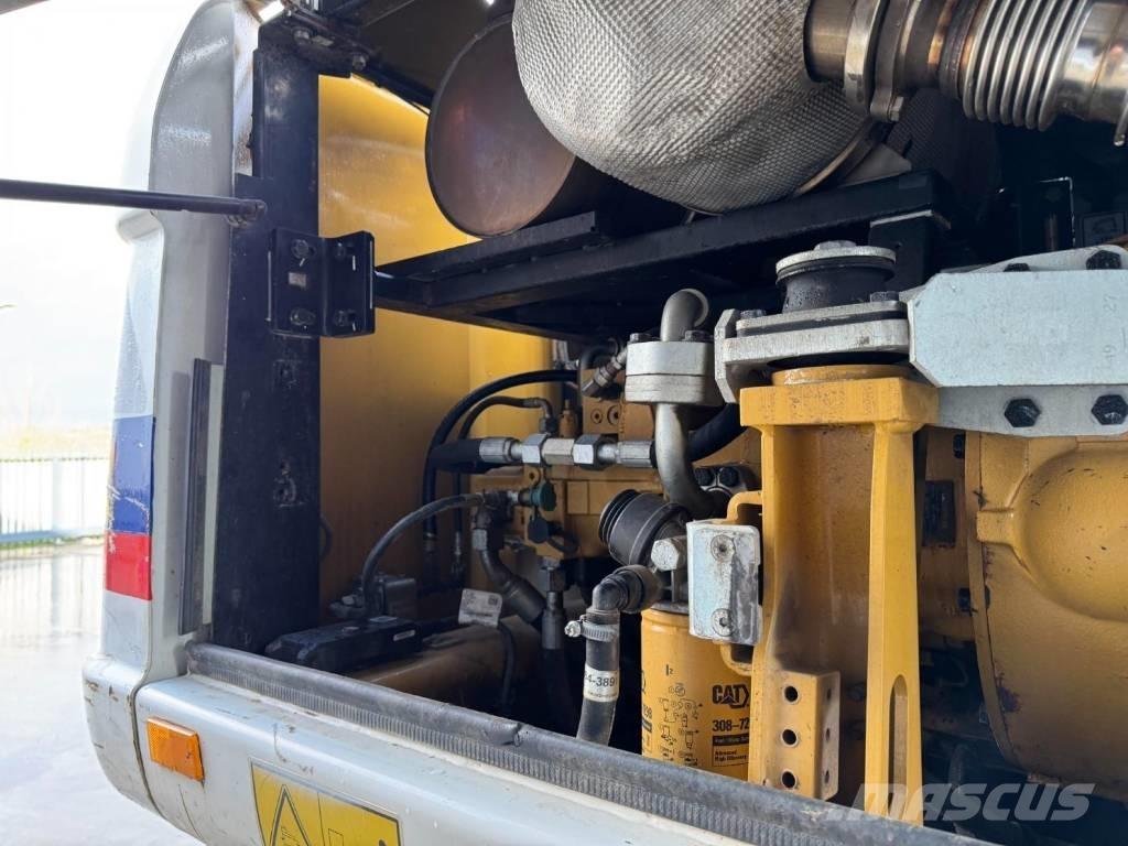 CAT M315D Bageri na kotačima