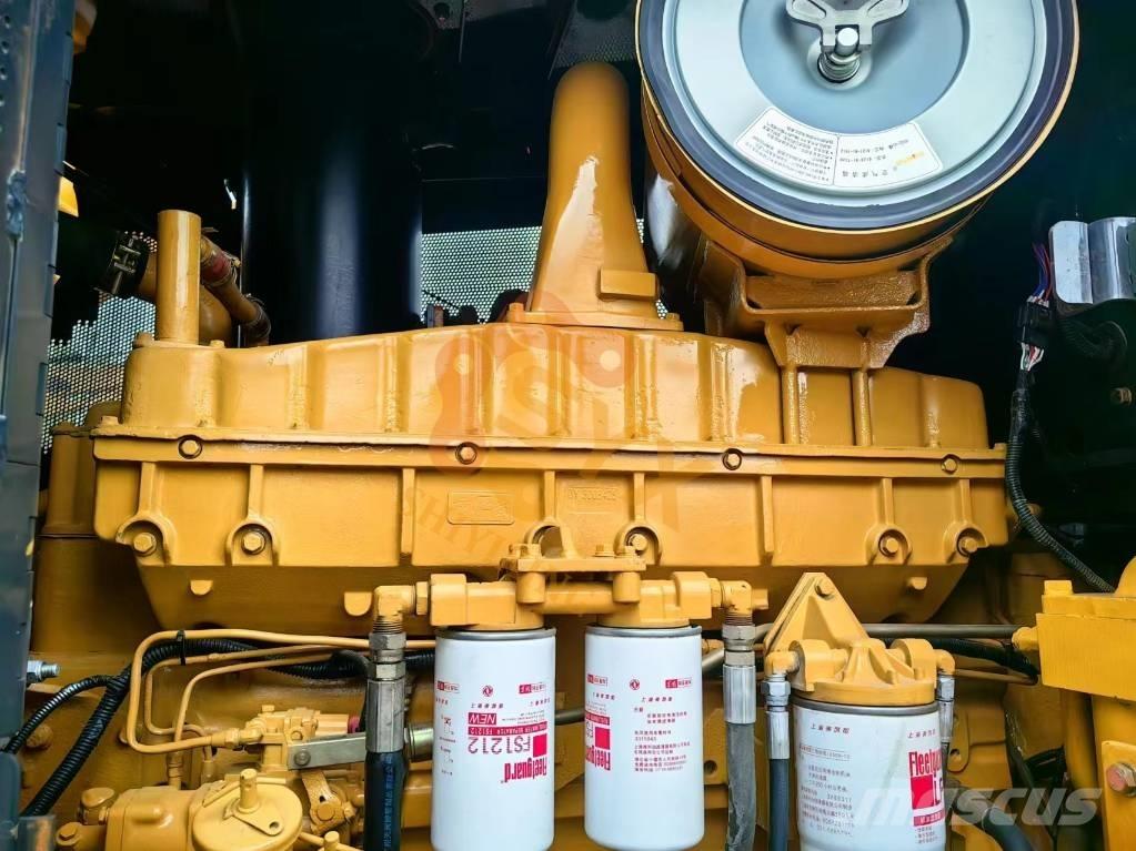 Shantui SD 32 Buldožeri gusjeničari