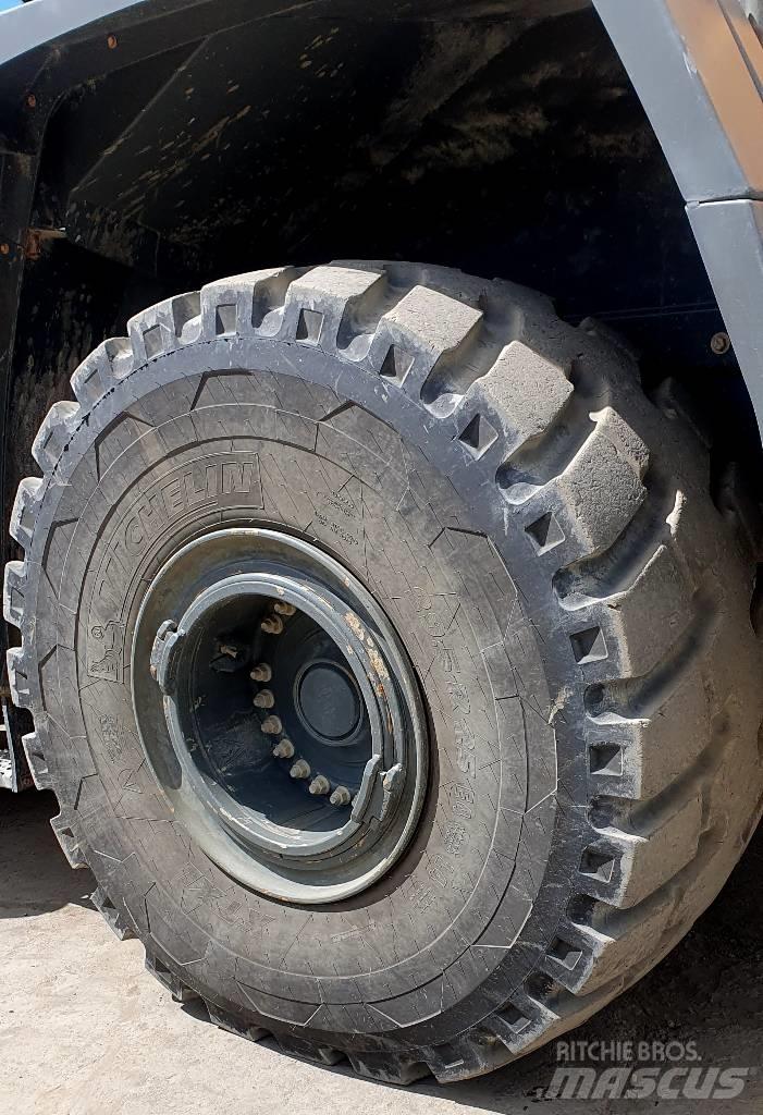 Liebherr L 586 Utovarivači na kotačima