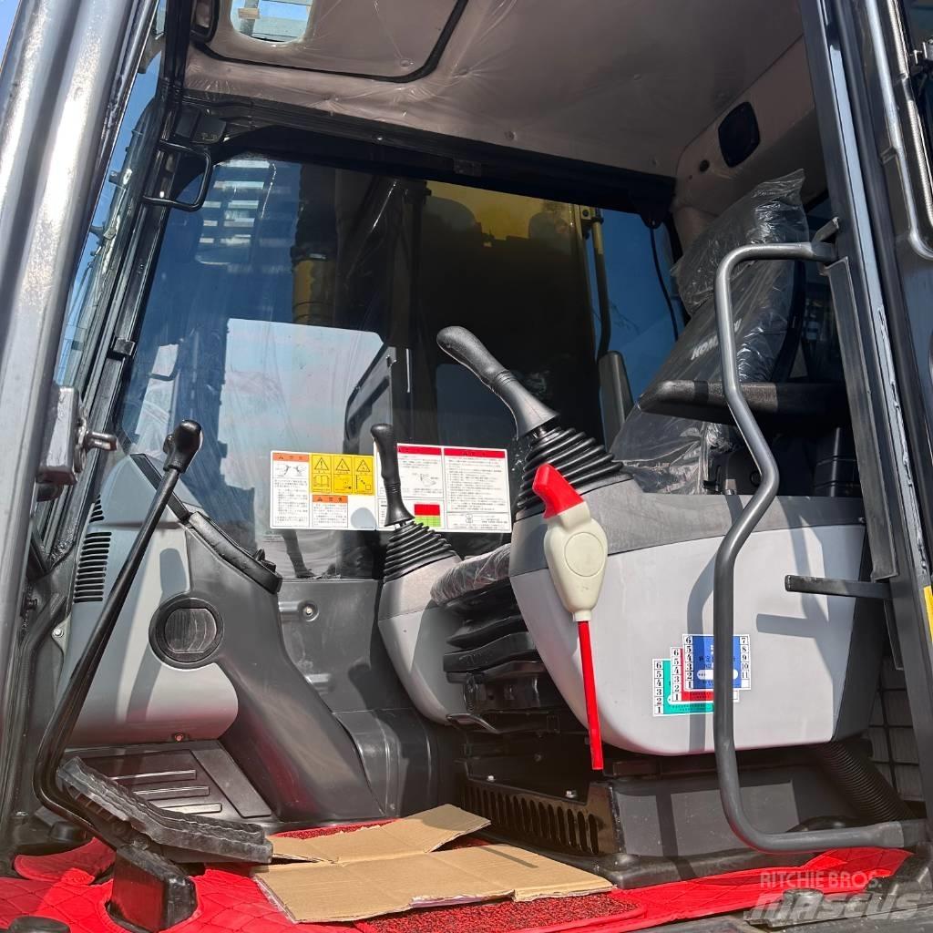 Komatsu PC 200-8 Bageri gusjeničari