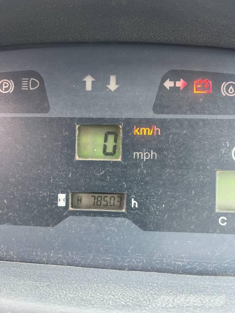 Komatsu WA 80-5 Utovarivači na kotačima