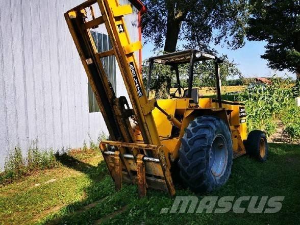 Load Lifter 2214-3 Terenski viličar