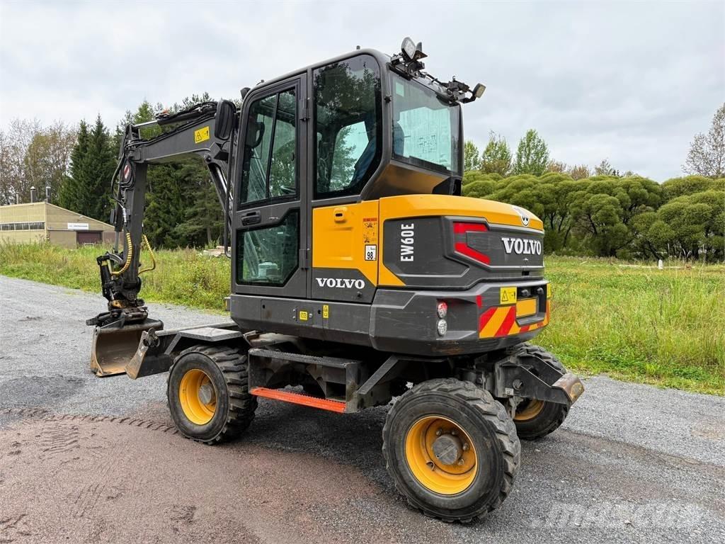 Volvo EW60 E Bageri na kotačima
