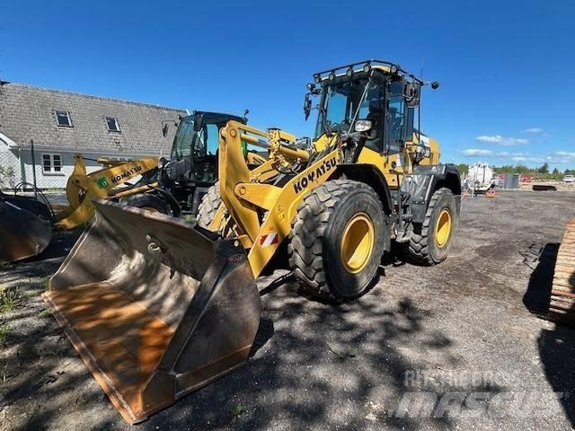 Komatsu WA200-8 Utovarivači na kotačima