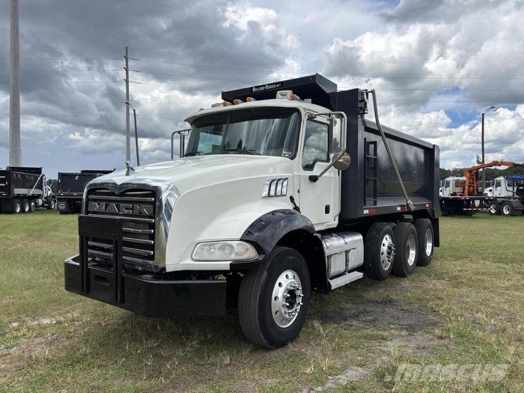 Mack GRANITE GU813 Kiper kamioni