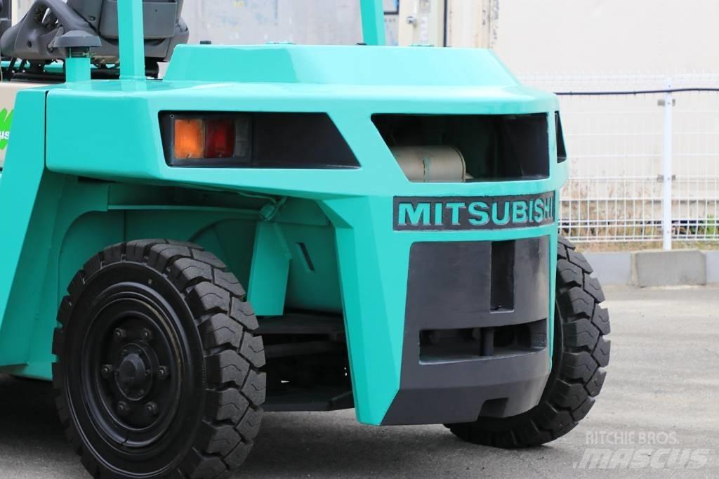 Mitsubishi FD60 Dizelski viličari