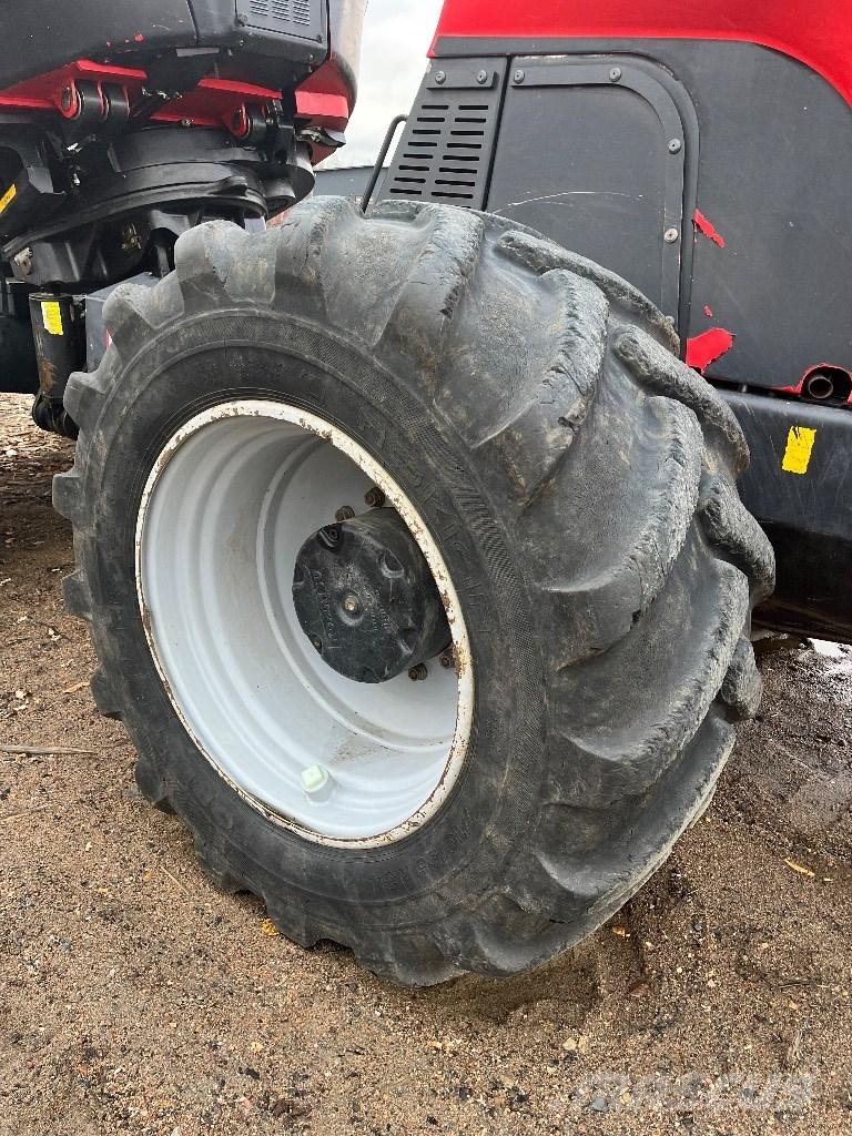 Komatsu 911 Harversteri