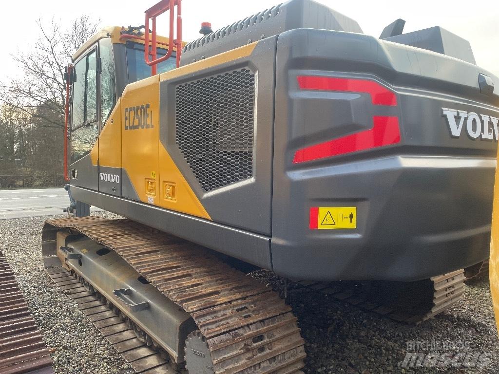Volvo EC250EL Bageri gusjeničari