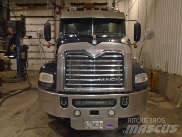 Mack CXU 613 Traktorske jedinice