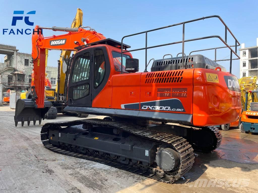Doosan DX 300LC-9C Bageri gusjeničari