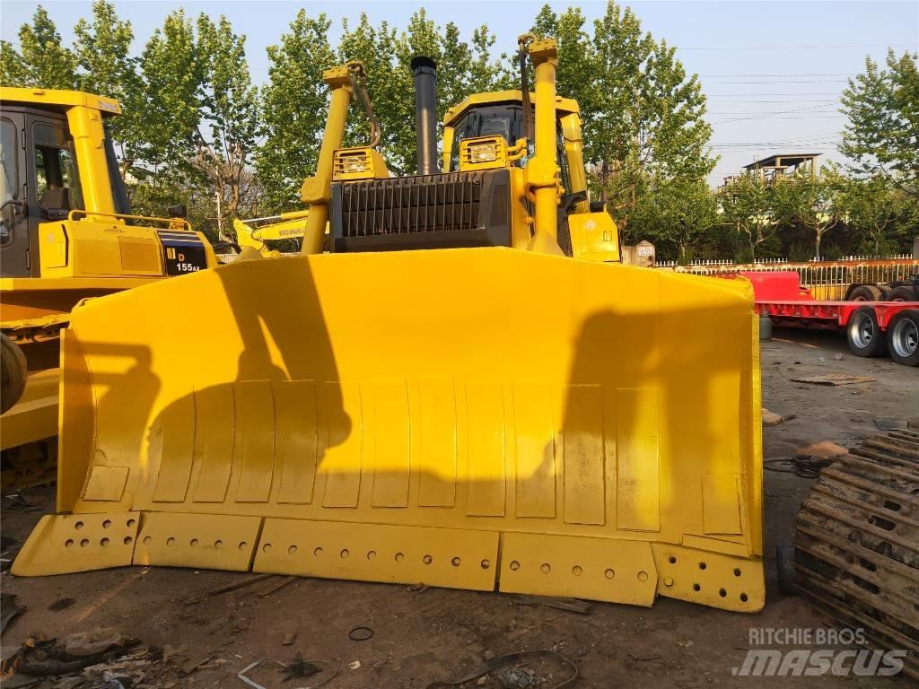 Komatsu D 155 AX-5 Buldožeri gusjeničari