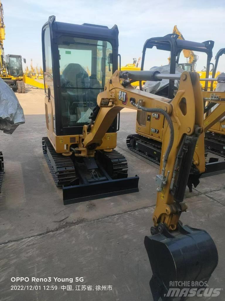 CAT 302 CR Bageri na kotačima