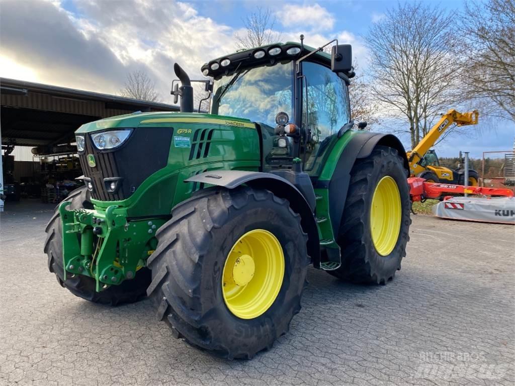 John Deere 6175 R Traktori