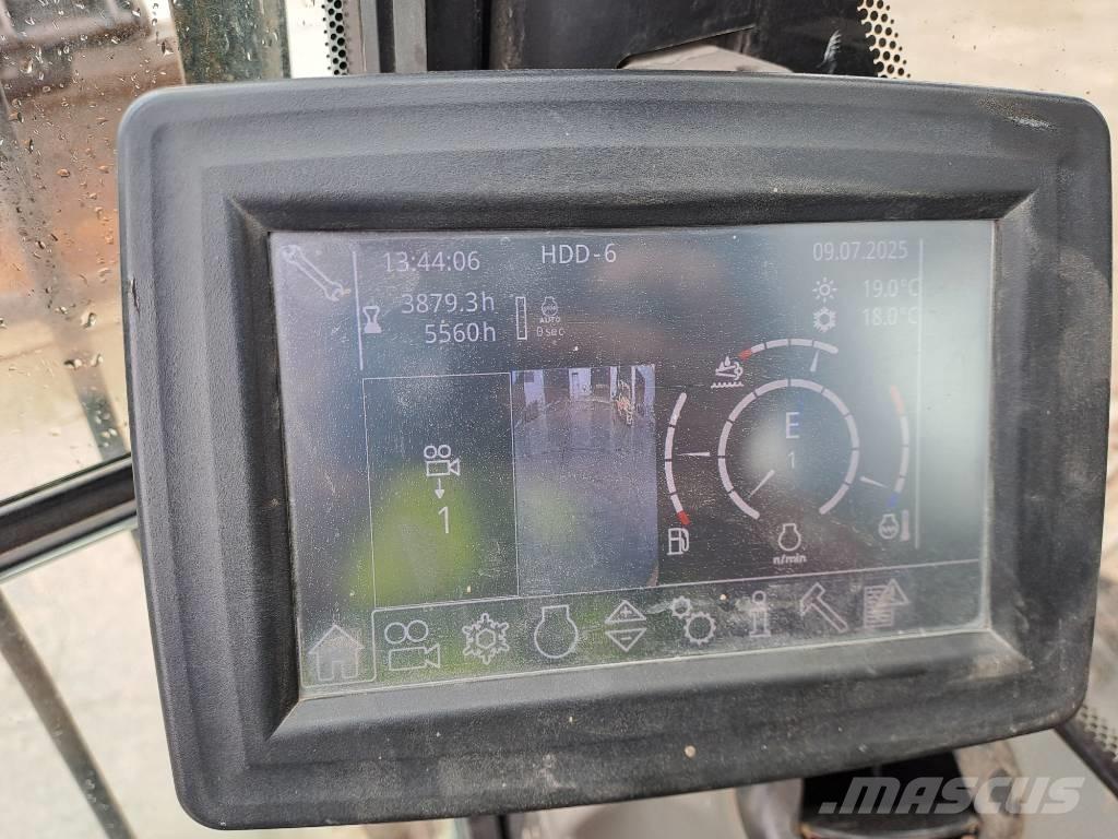 Liebherr R 946 Bageri gusjeničari