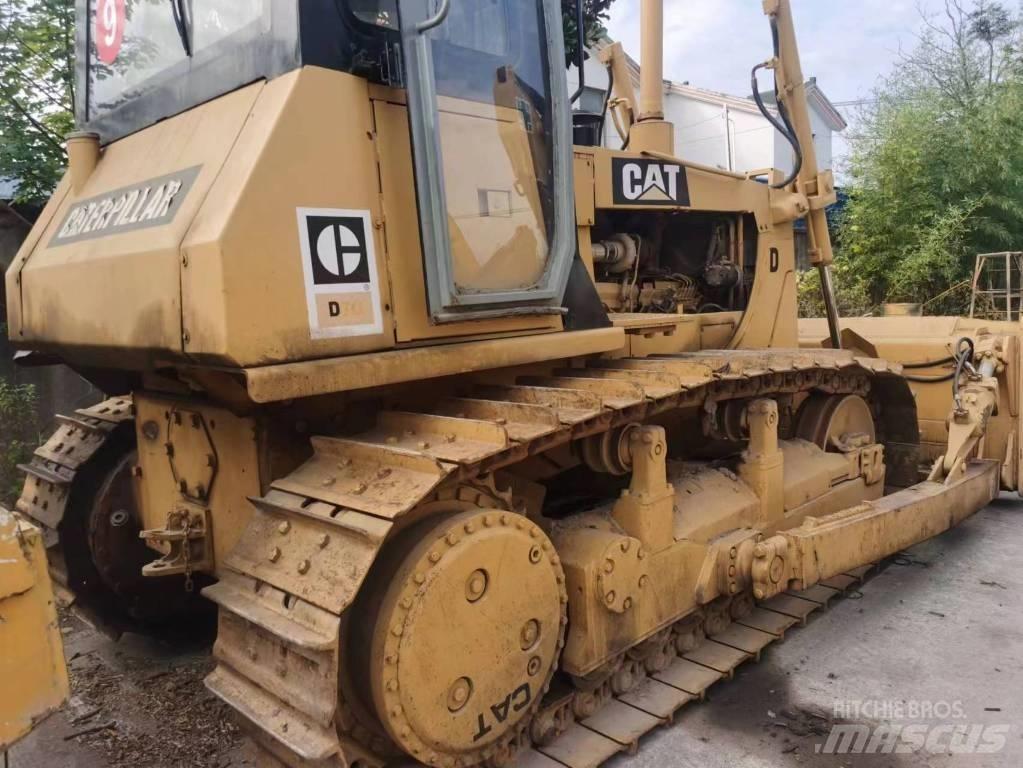 CAT D 7 G Buldožeri gusjeničari