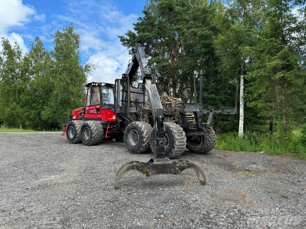 Komatsu 895 Forvarderi