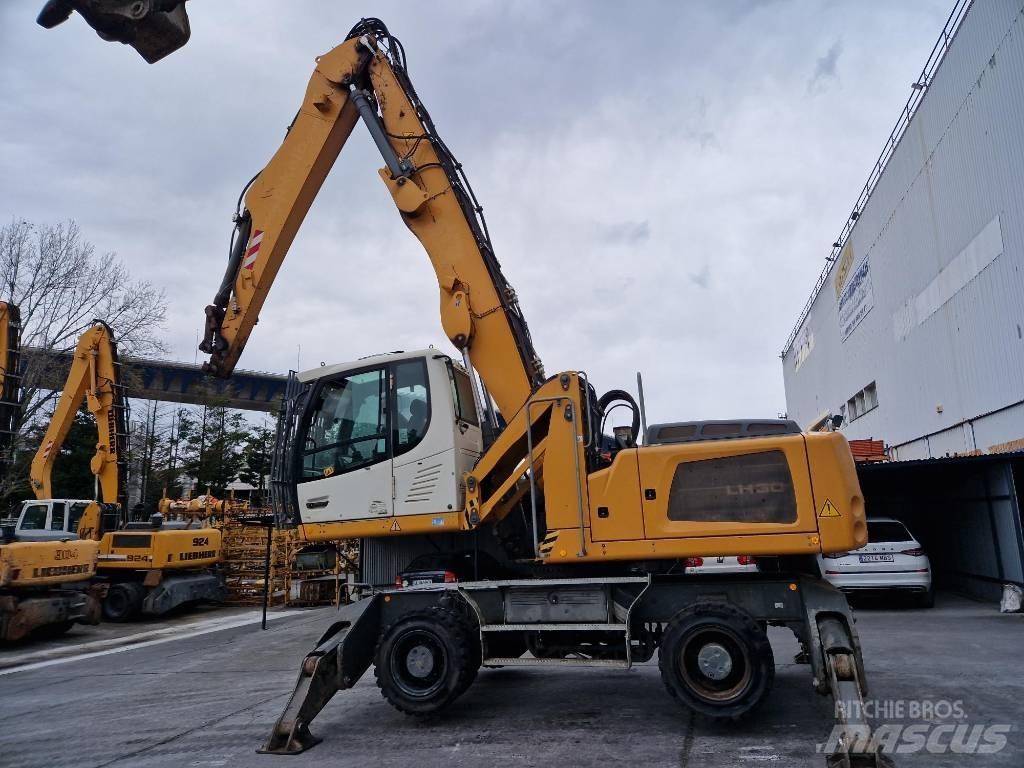 Liebherr LH 30 M Bageri za manipuliranje materijalom / otpadom