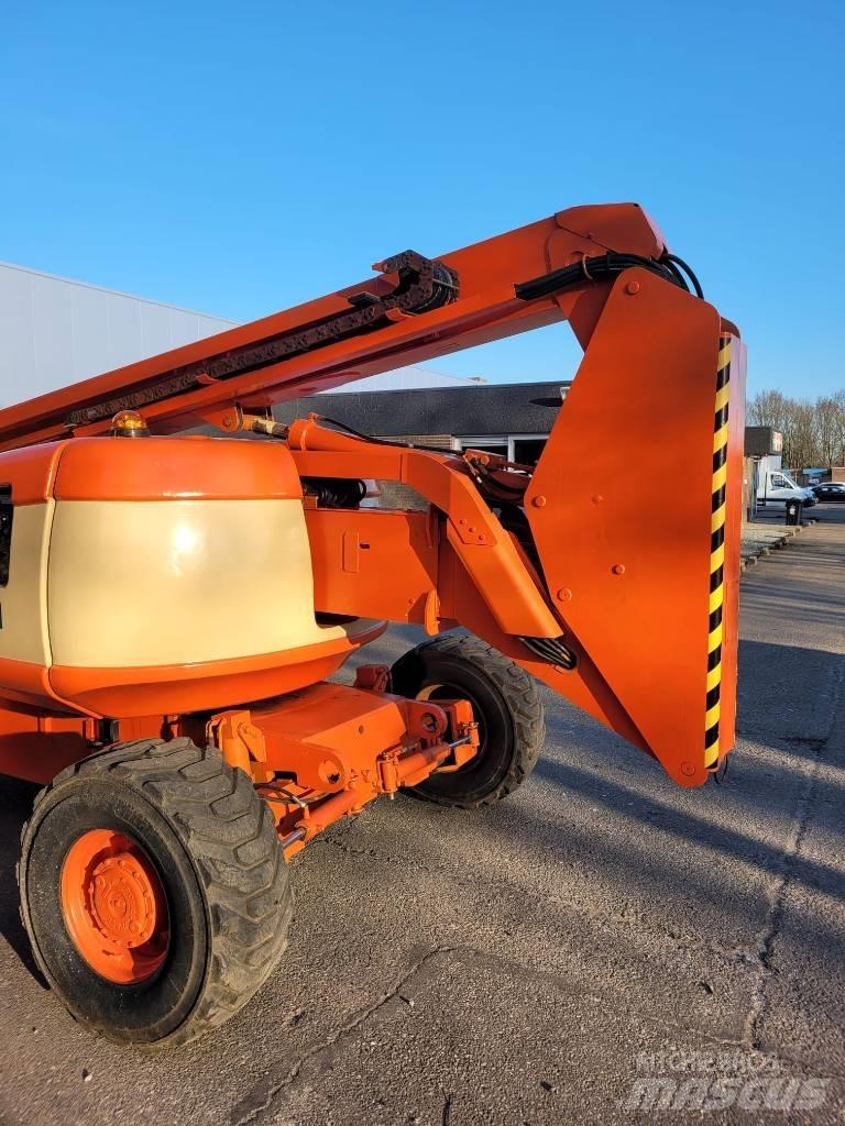 JLG 600 AJ Teleskopske podizne platforme
