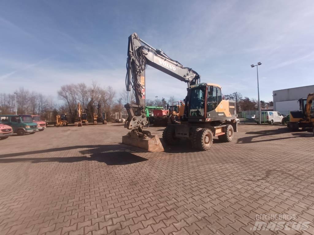 Volvo EW 180 E Bageri na kotačima