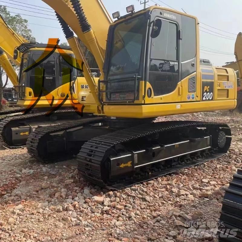 Komatsu PC 200 Bageri gusjeničari