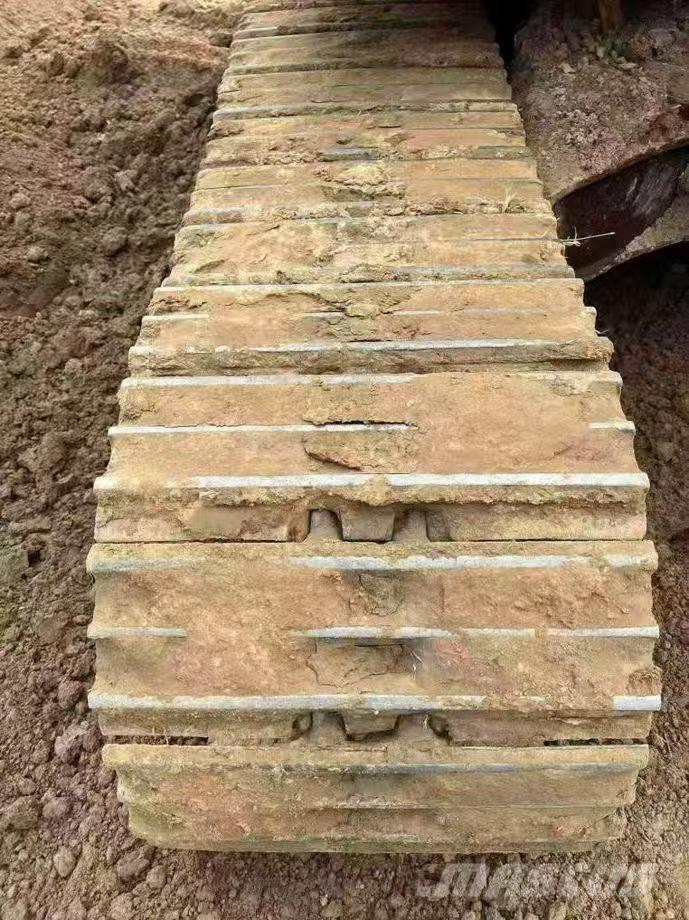 CAT 320 D L Bageri gusjeničari