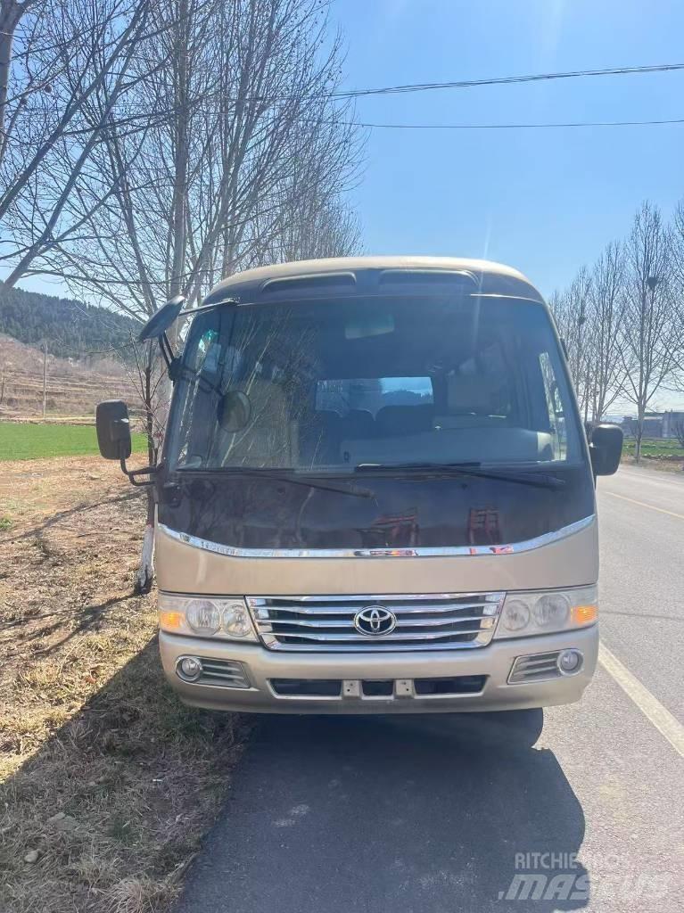 Toyota Coaster Međugradski autobusi
