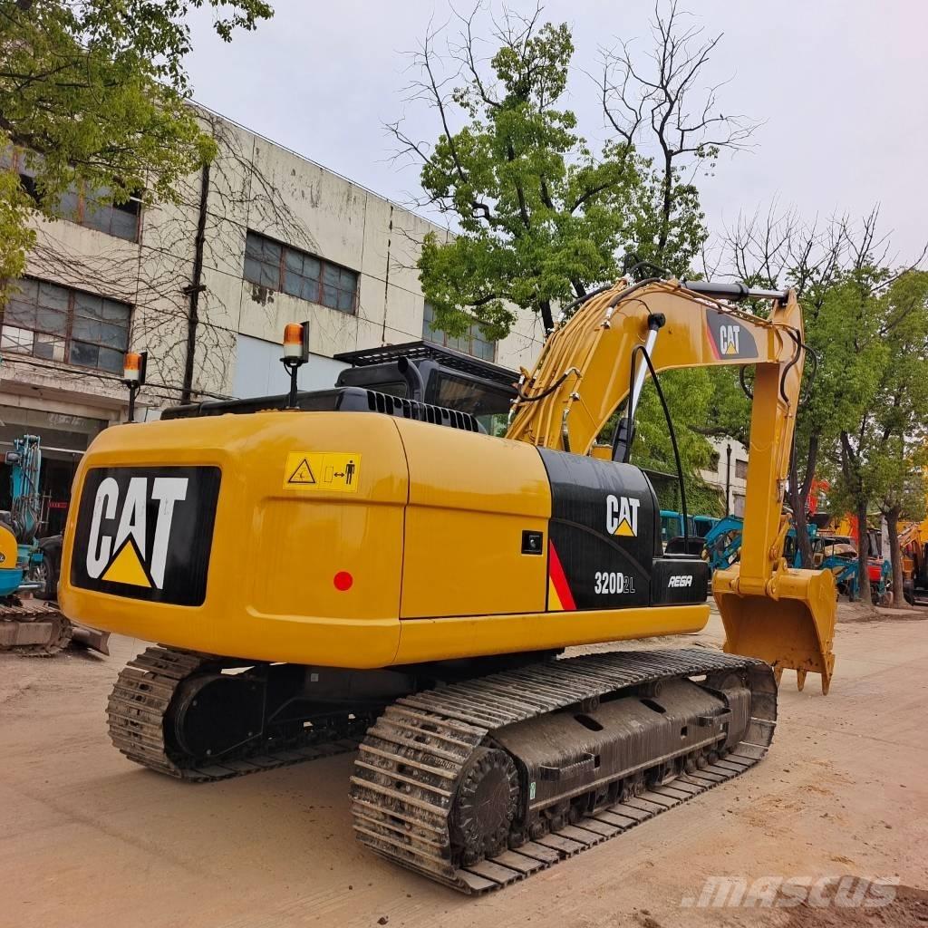 CAT 320 D2L Bageri gusjeničari