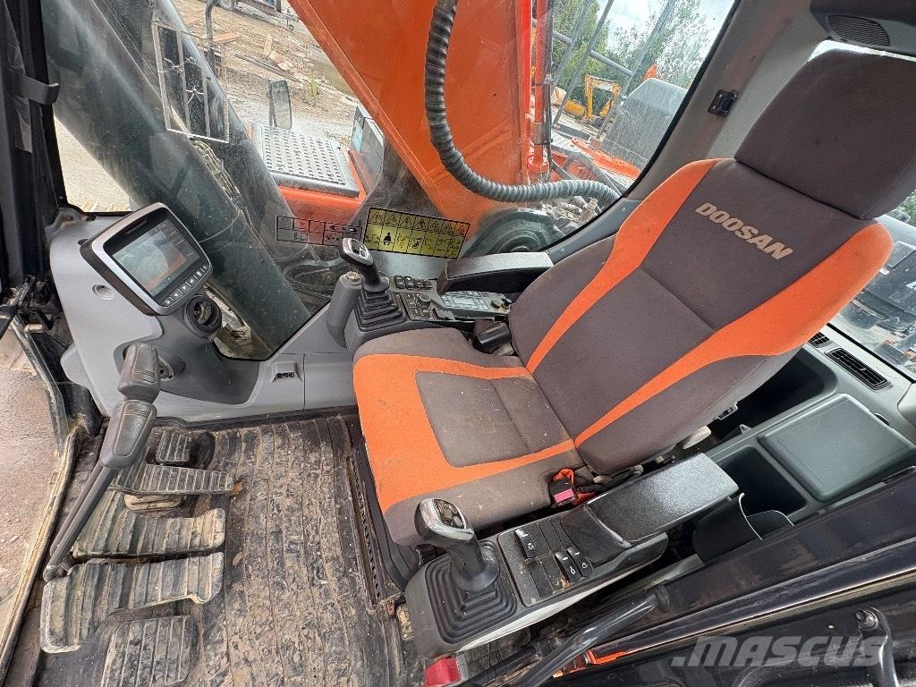 Doosan DX380LC-5 Bageri gusjeničari