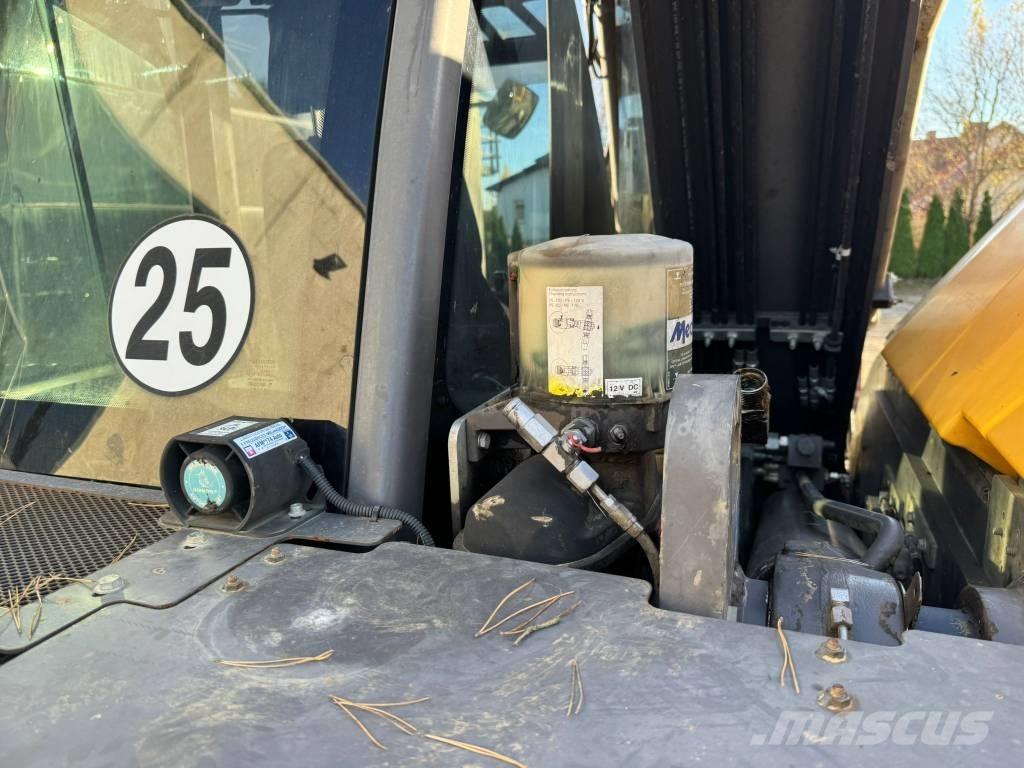 Mecalac 15 MWR Bageri na kotačima