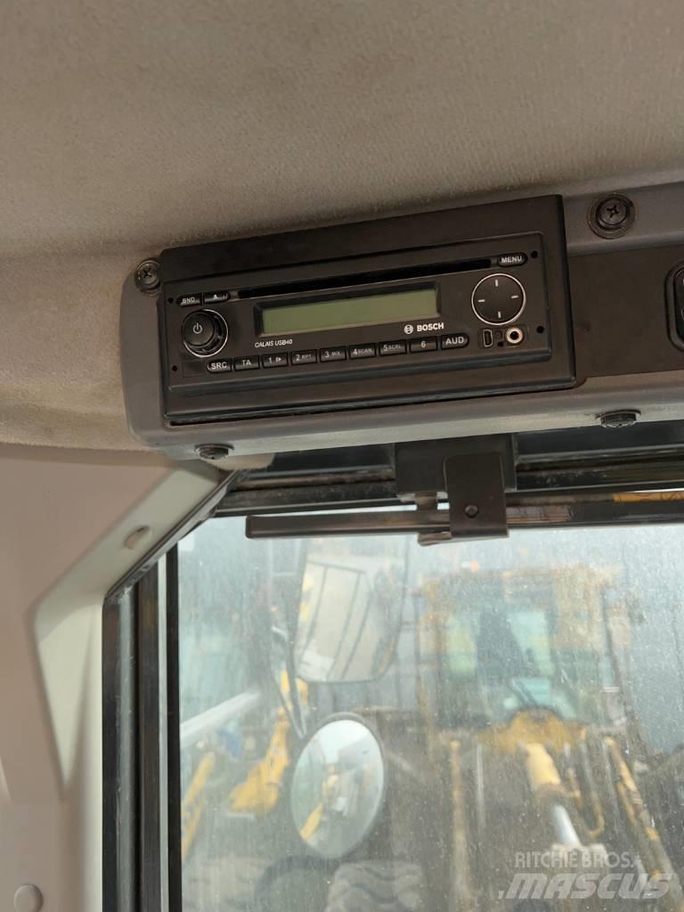 Komatsu WA 380-8 Utovarivači na kotačima
