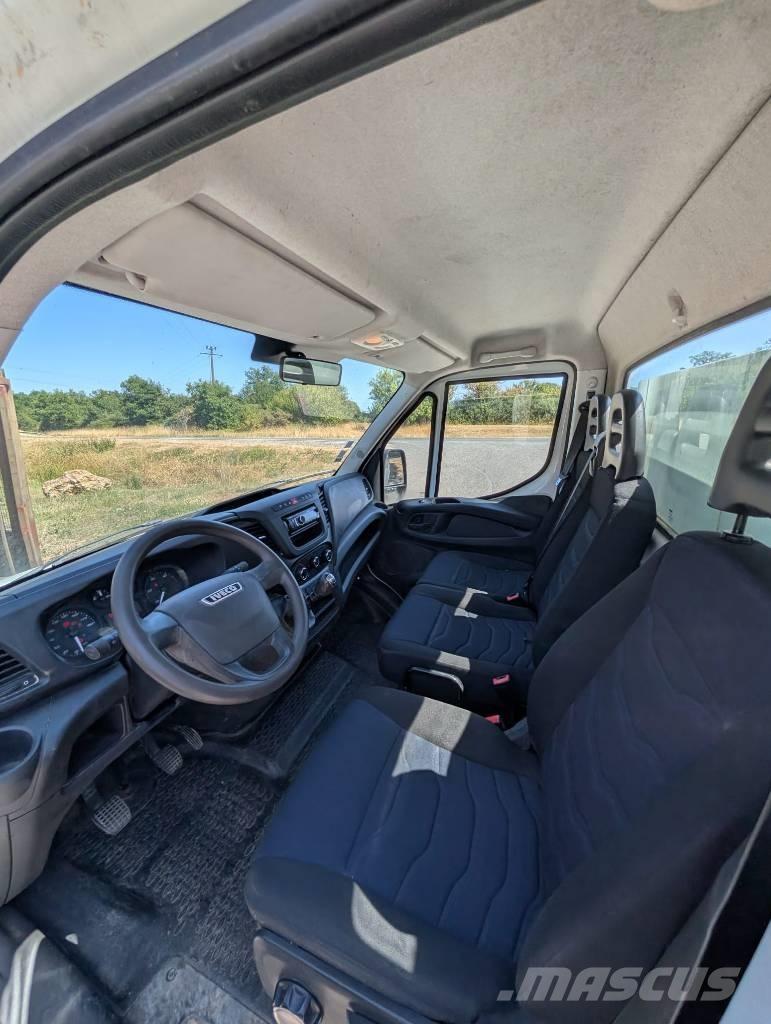 Iveco 35-12 Kiperi
