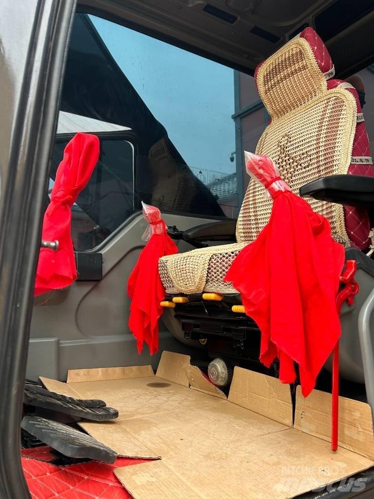 Volvo EC 240 Bageri gusjeničari