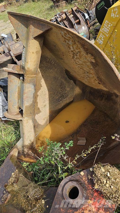  inconnu Axe Kašike / Korpe