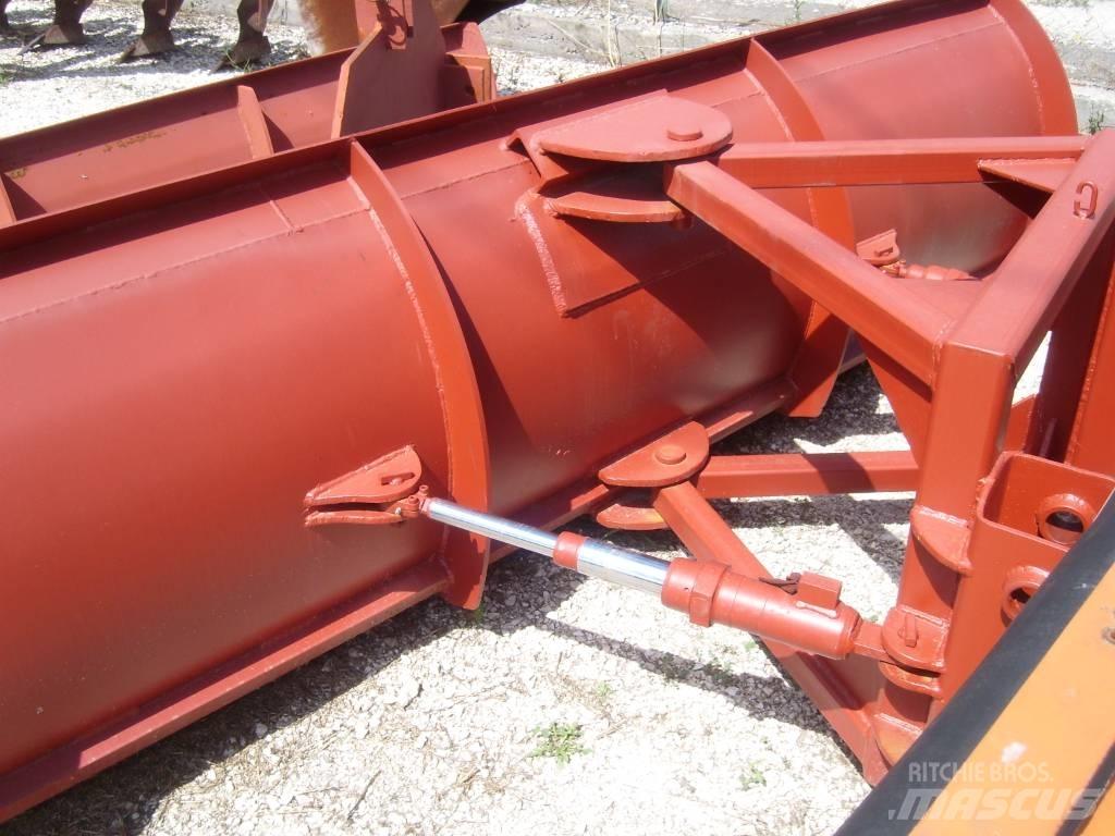  ΜΑΧΑΙΡΙ Ostali strojevi za ceste i snijeg