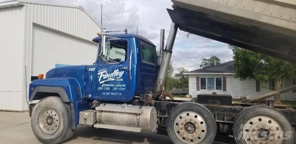 Mack RD 688 S Kiper kamioni
