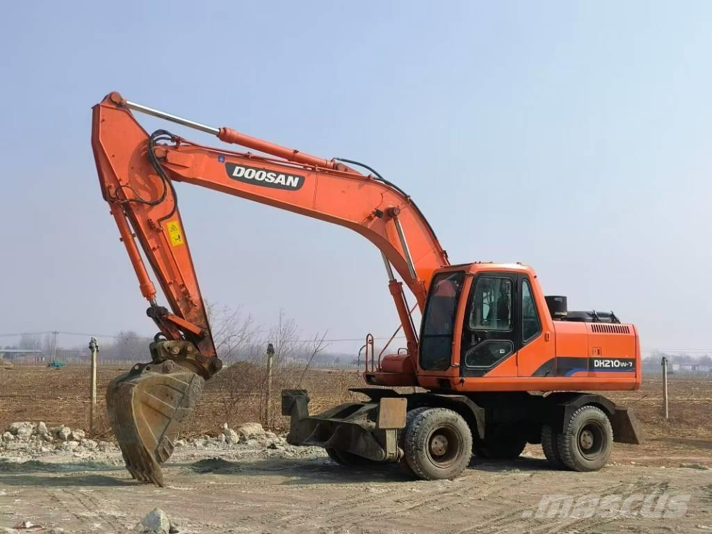 Doosan DH210W-7 Bageri na kotačima