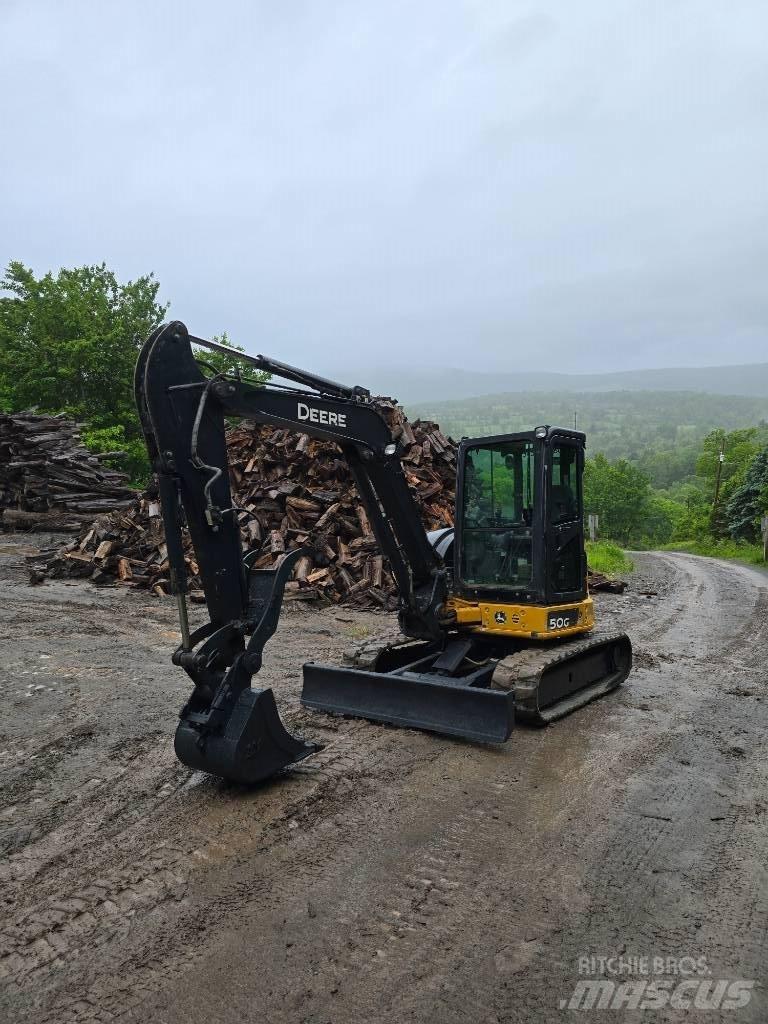 DEERE 50G Mini bageri <7t