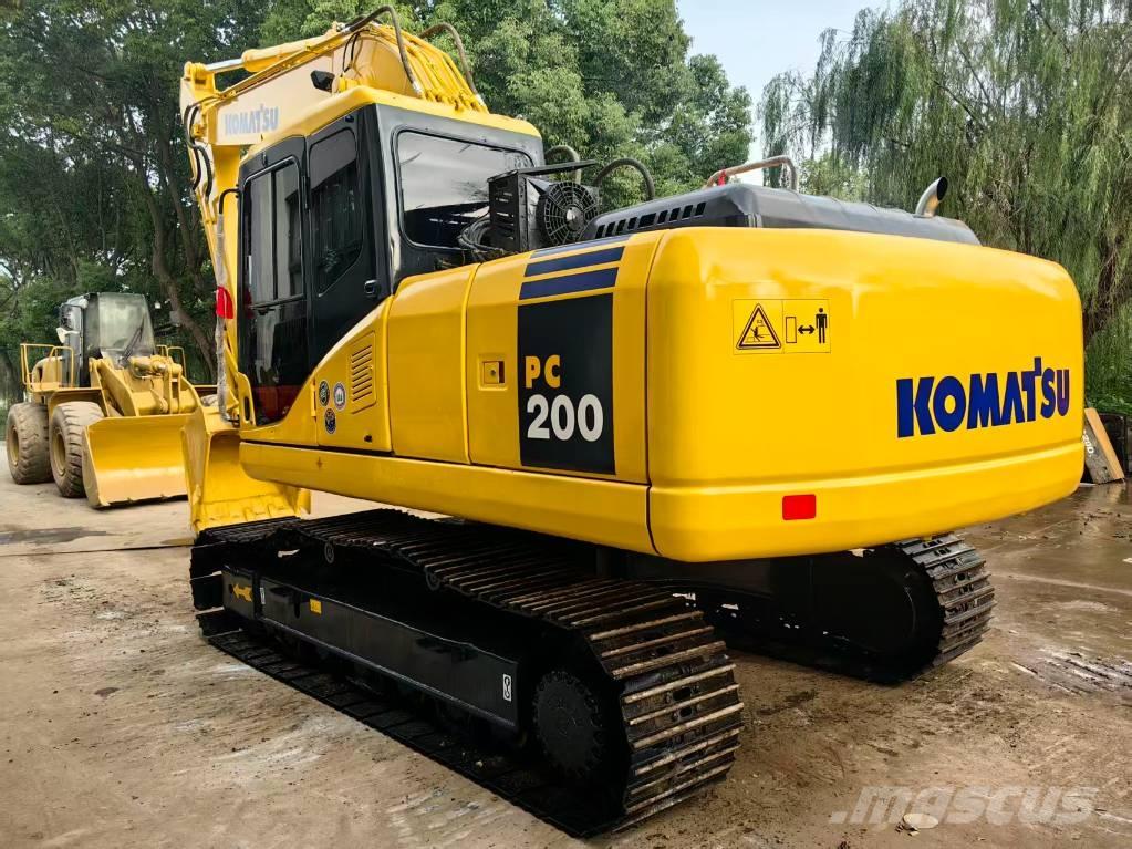 Komatsu PC 200-7 Bageri gusjeničari