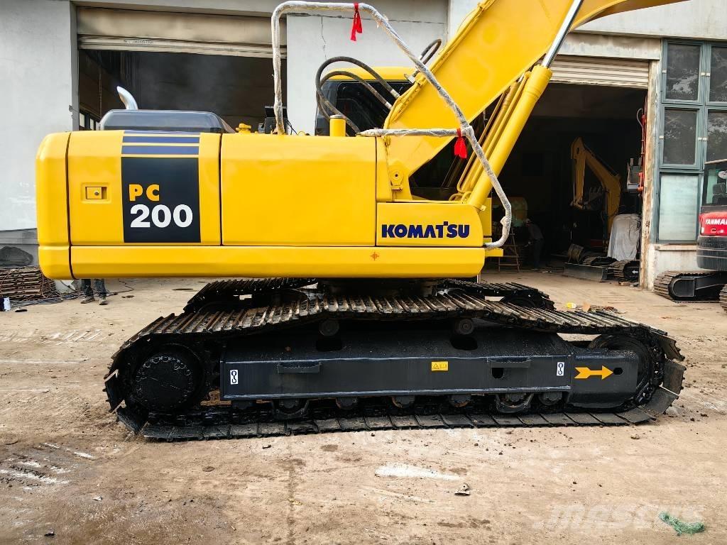 Komatsu PC 200-7 Bageri gusjeničari