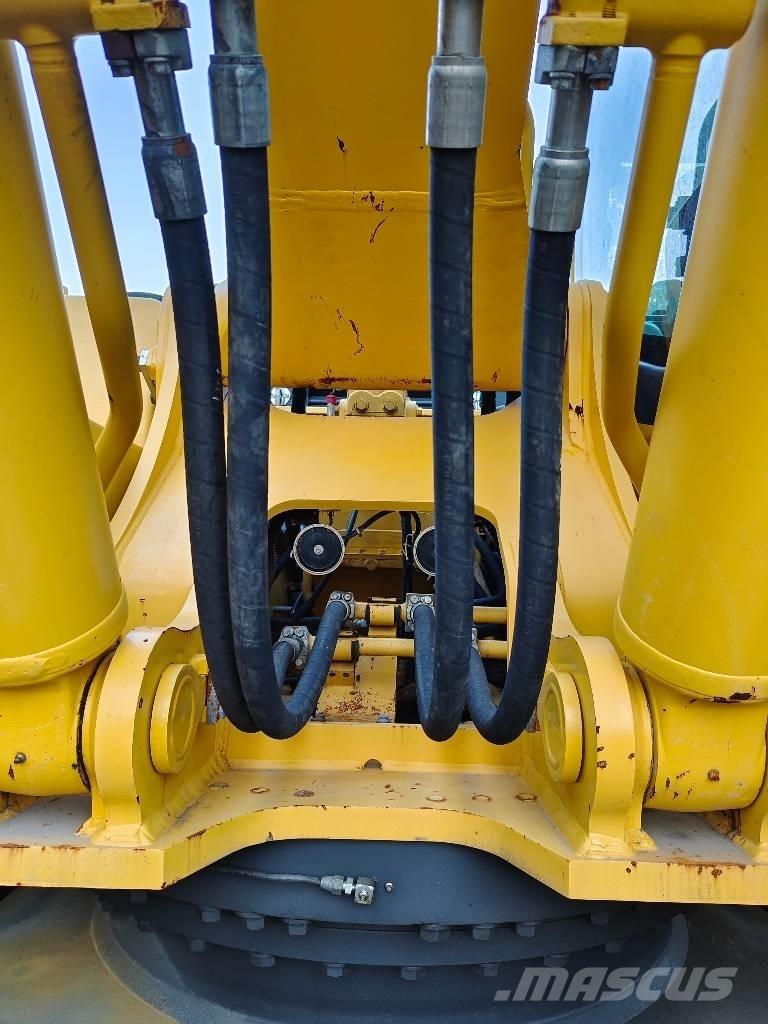 Komatsu PC 400-8 Bageri gusjeničari