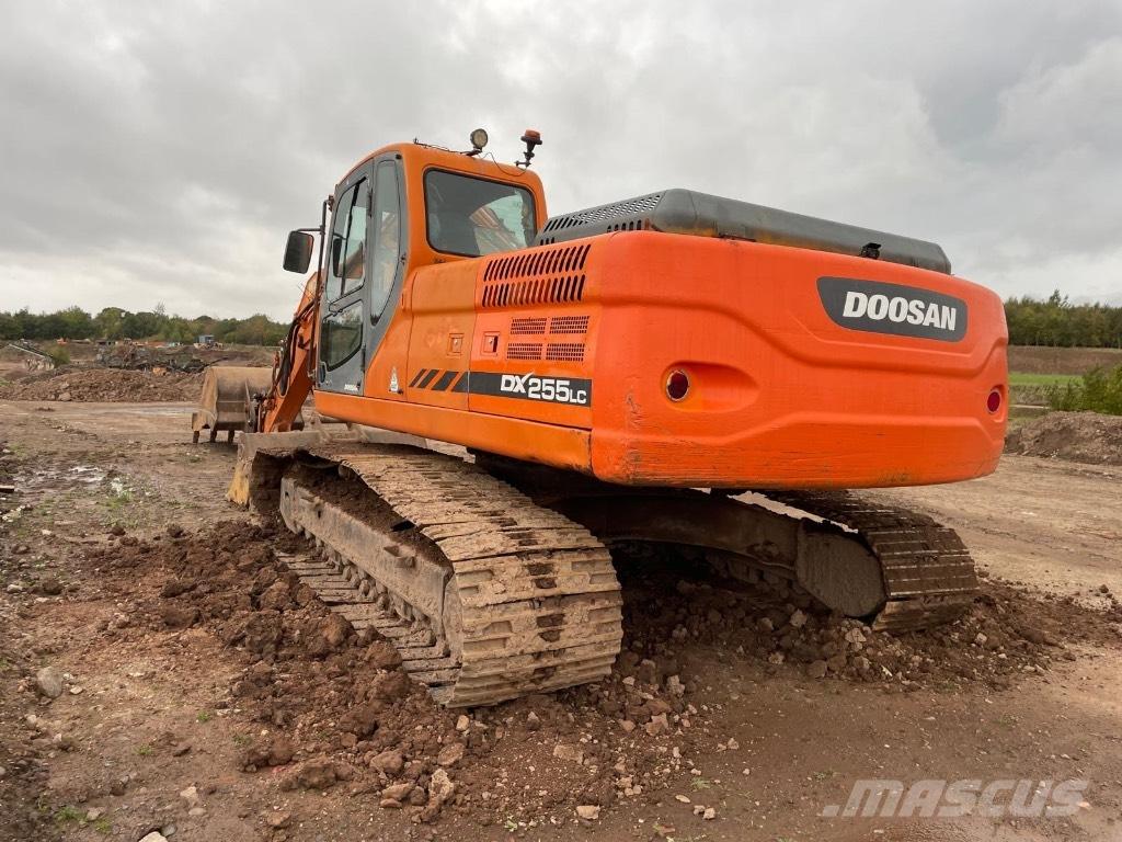 Doosan DX 255 LC Bageri gusjeničari