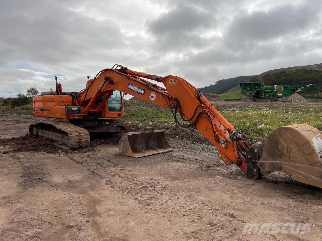 Doosan DX 255 LC Bageri gusjeničari
