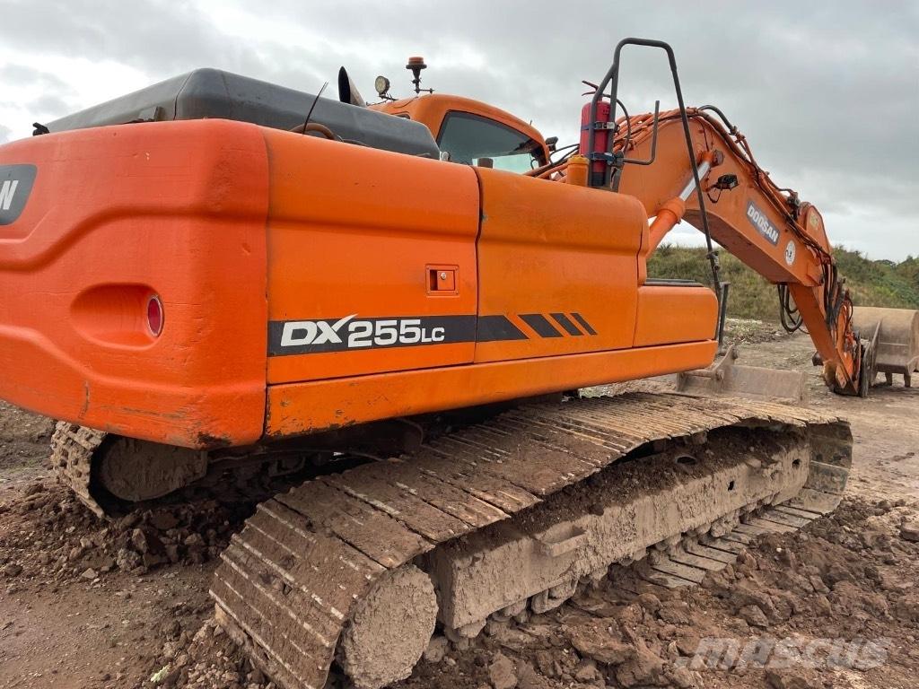 Doosan DX 255 LC Bageri gusjeničari