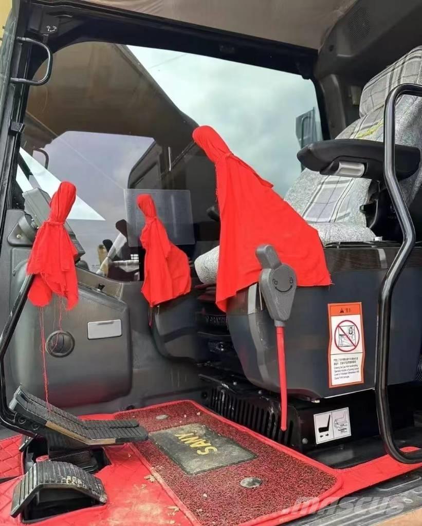 Sany SY 235 Bageri gusjeničari