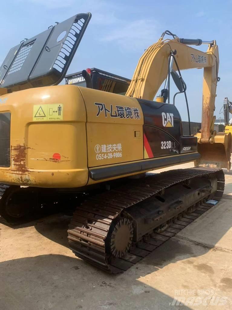 CAT 323 D L Bageri gusjeničari