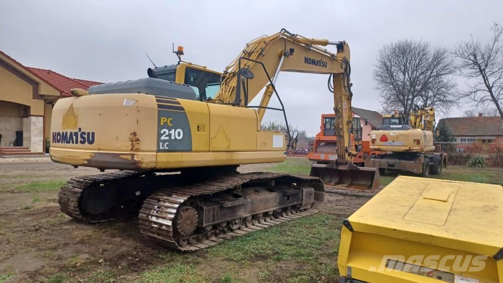 Komatsu PC 210 Bageri gusjeničari