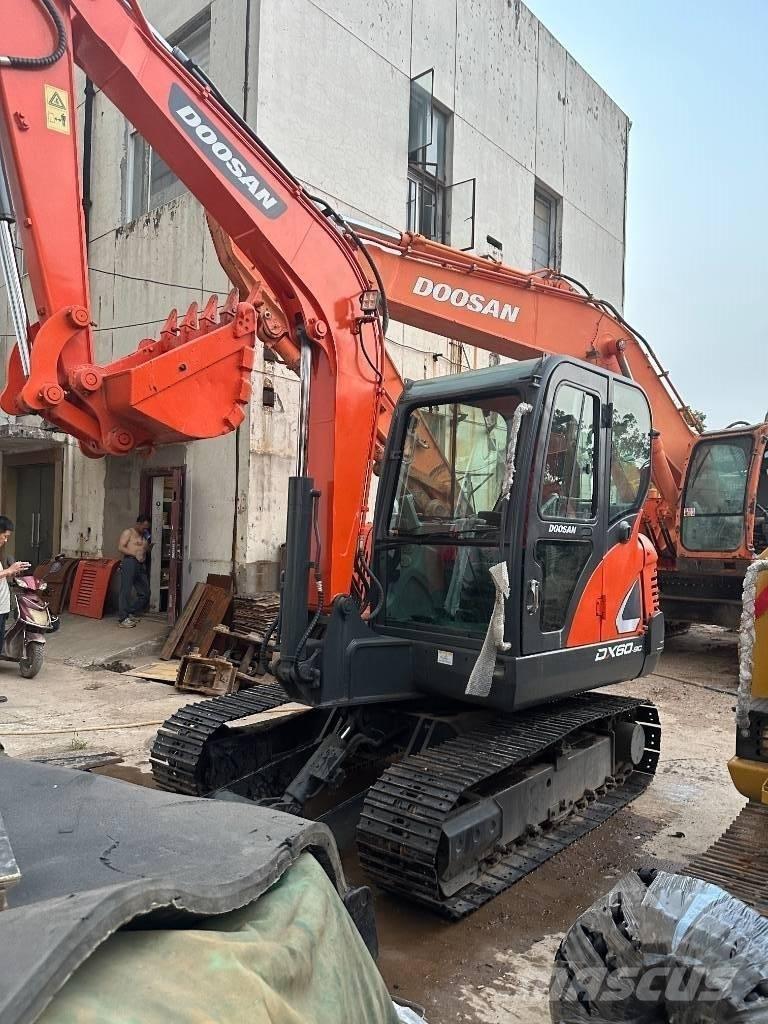 Doosan DX 60 Mini bageri <7t